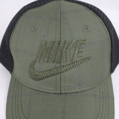 Nike Green & Black Mesh Baseball Cap – Casual Sportswear Hat